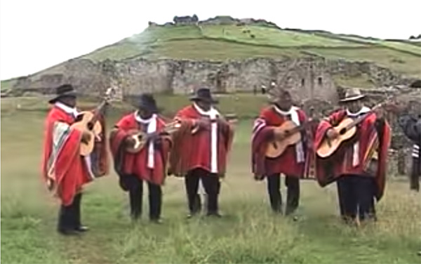 Los Ponchos Rojos de Espinar